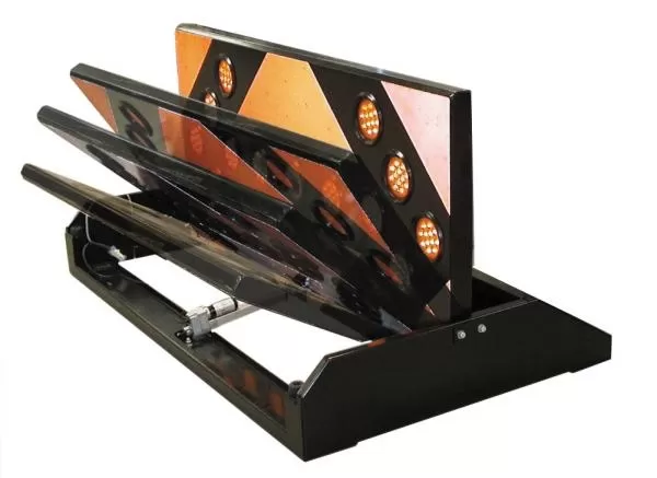 Motorized Arrowboard Roof Rack - D and R Electronics
